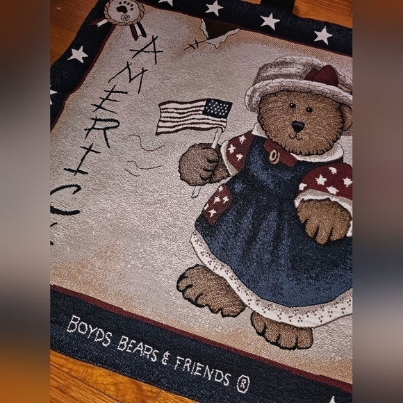 Boyds Bears Patriotic Home of the Free Tapestry Decor America - Picture 2 of 5